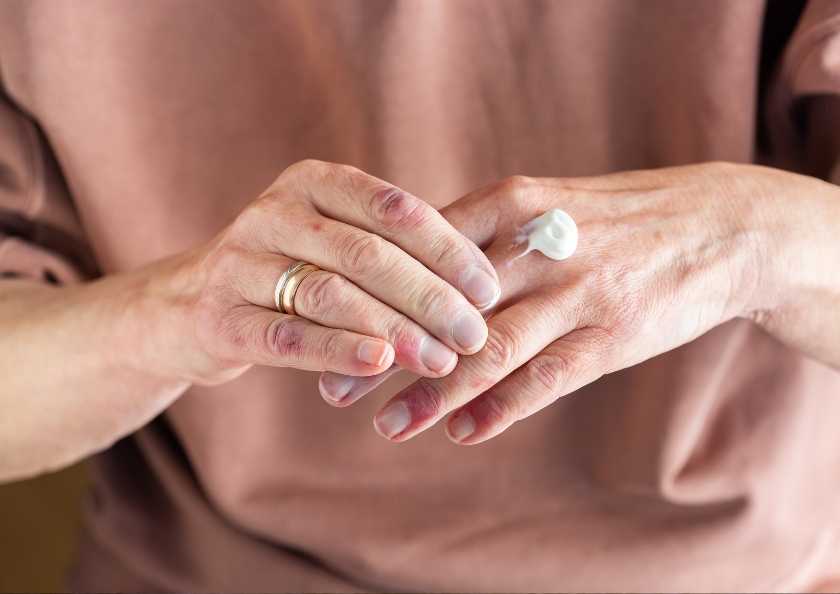 Atopik Dermatit Alevlenmelerini Tetikleyen 10 Yaygın Neden